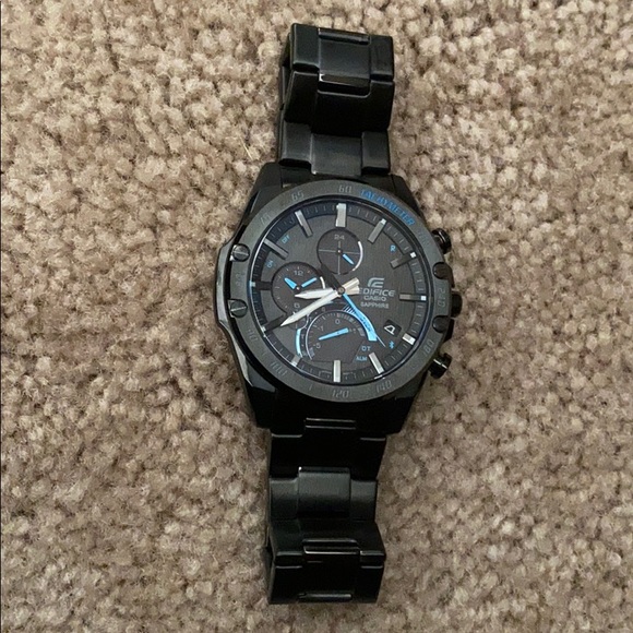 Watch - Picture 2 of 4